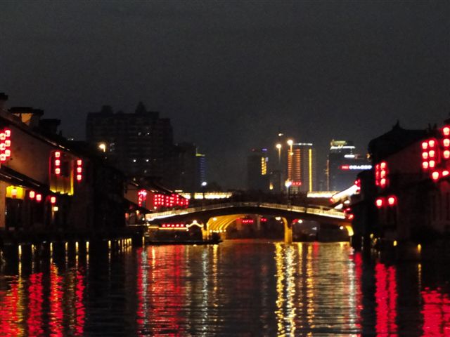 Amazing night lights in
                                          Wuxi